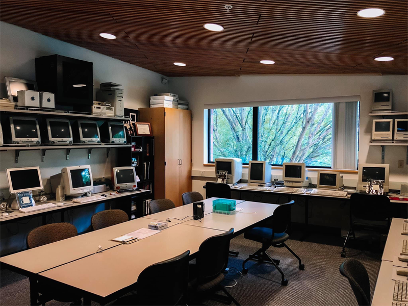 The Electronic Literature Lab